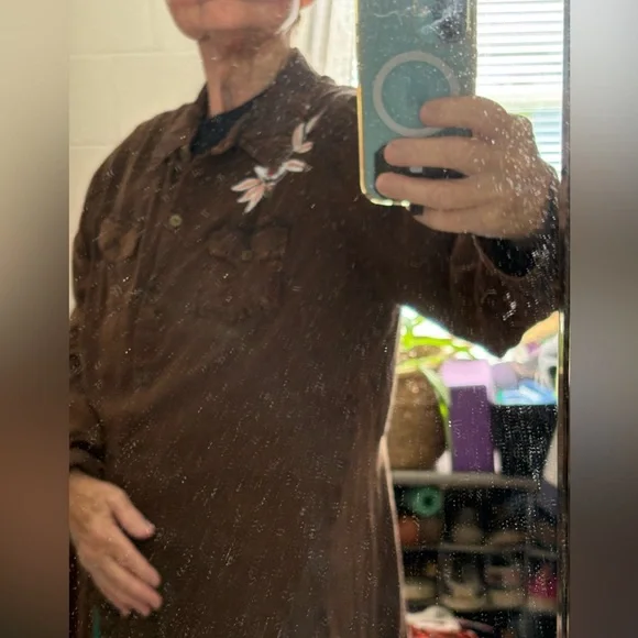 Brown Embroidered Button-Up Shirt western boho - Picture 6 of 9